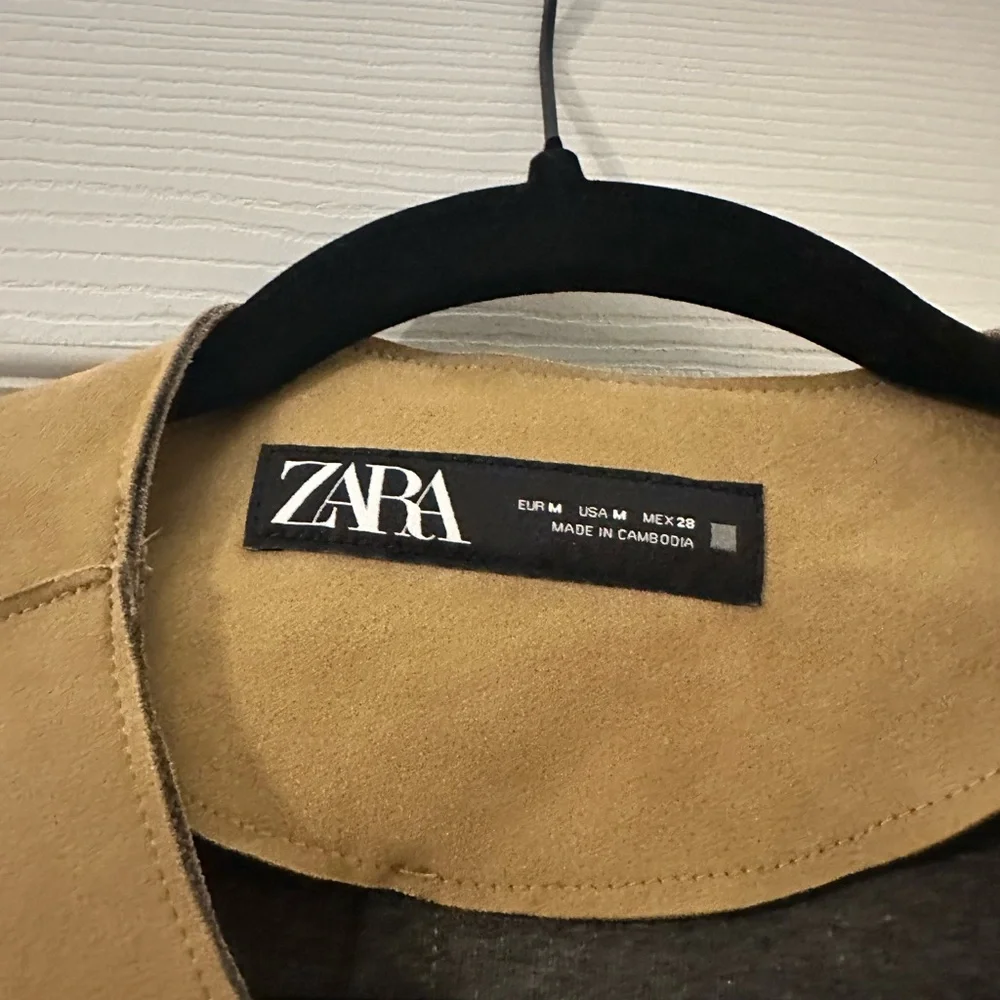 Zara Women's Suede Jacket - Picture 2 of 4